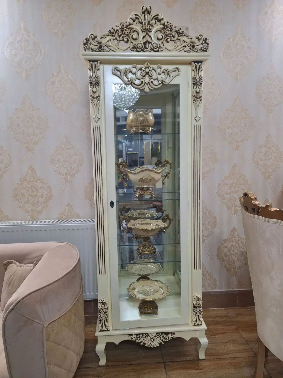 در حد نو|بوفه، ویترین، کنسول|زرندیه, |دیوار