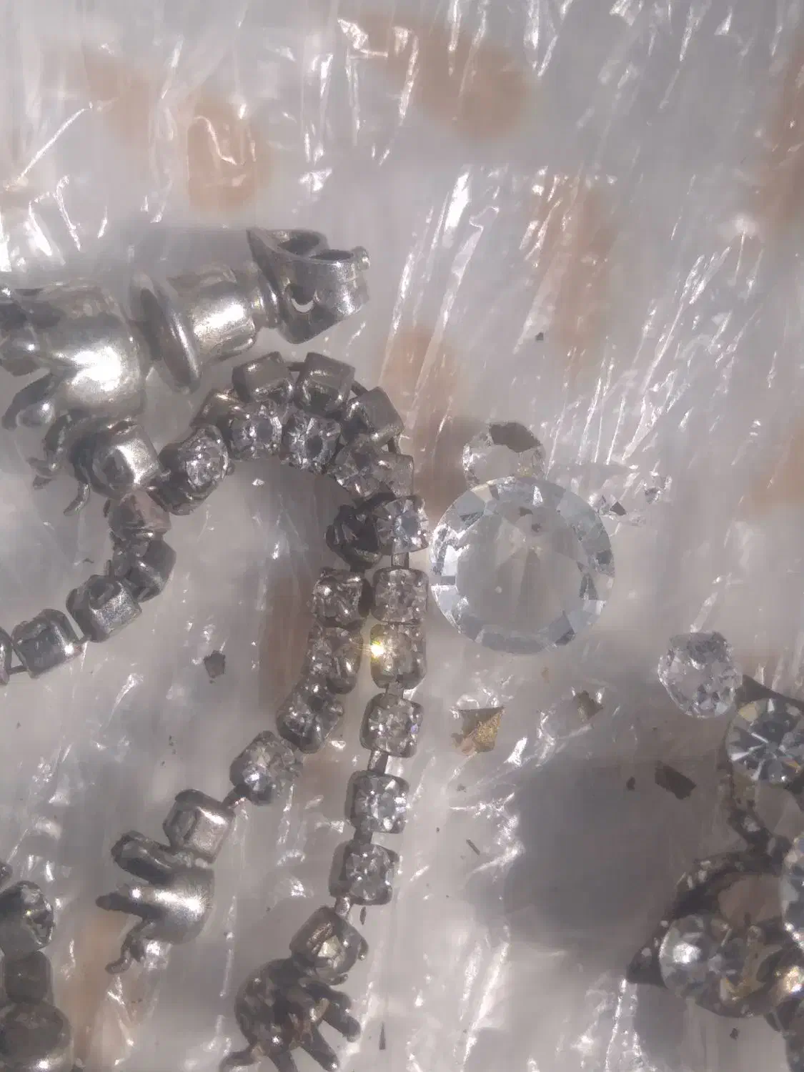 موزنایت روسی قاجاری|جواهرات|میناب, |دیوار