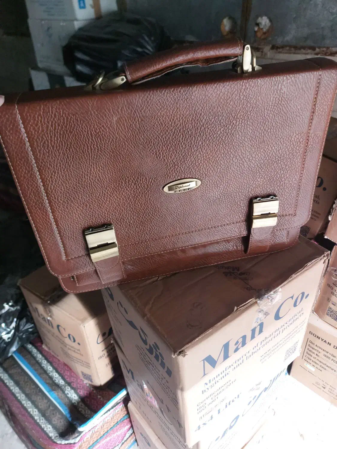 کیف طرح چرم|کیف، کفش، کمربند|بروجرد, |دیوار