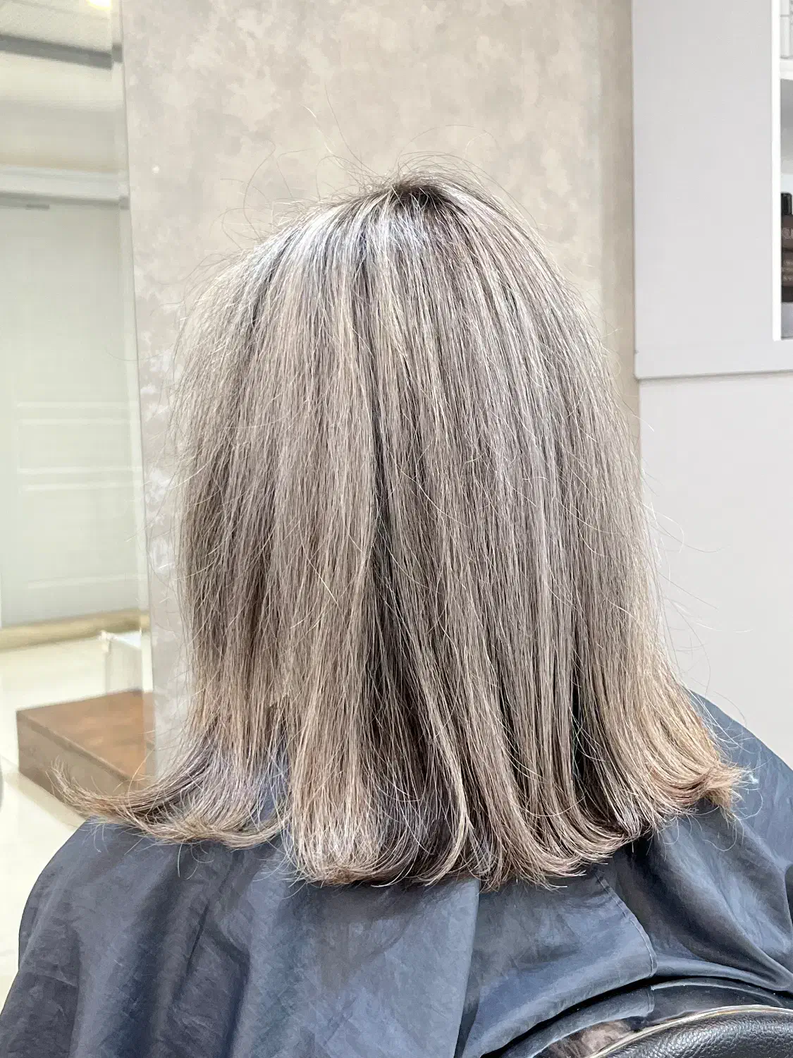 رنگ و لایت|خدمات آرایشگری و زیبایی|شلمان, |دیوار