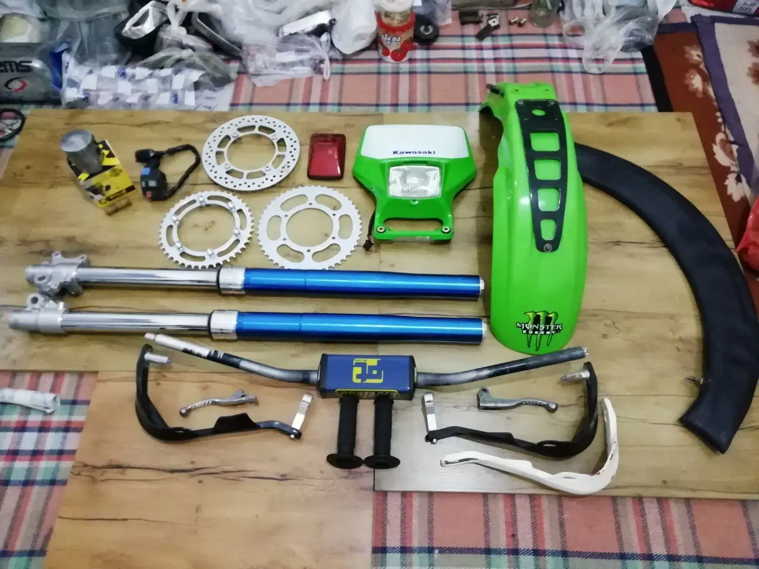 لوازم موتور سیکلت|قطعات یدکی و لوازم جانبی|شیراز, تحویلی|دیوار