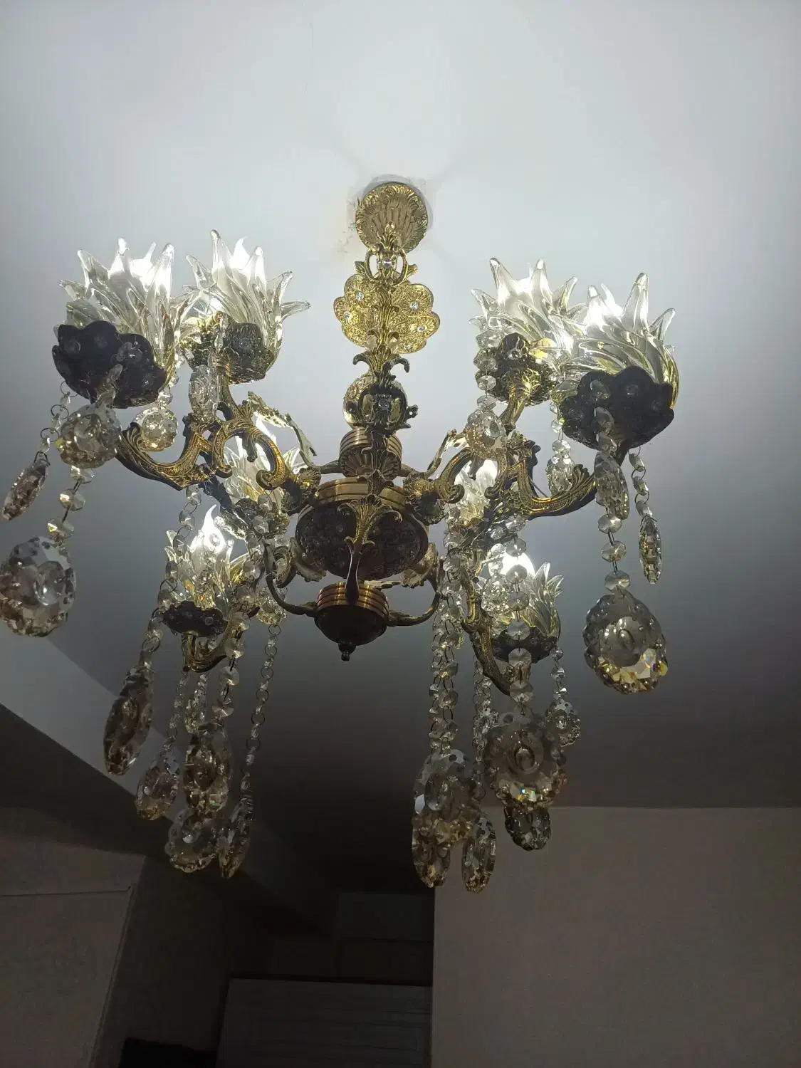 دو عدد لوستر برنجی در حد نو،|لوستر و چراغ آویز|رباط‌کریم, مسکن مهر آبشناسان|دیوار