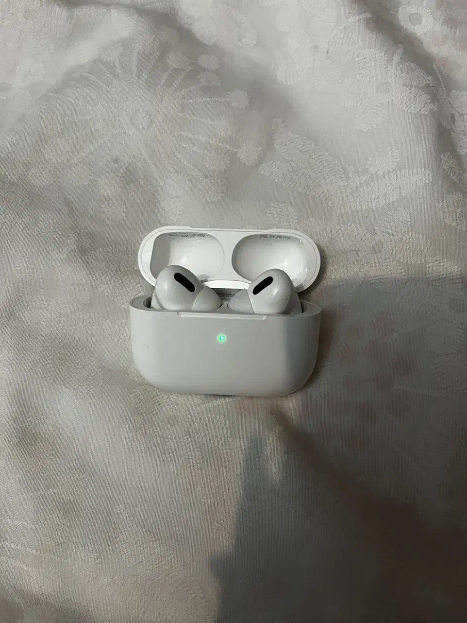 ایرپاد پرو کاملا سالم|لوازم جانبی موبایل و تبلت|شیراز, ارم|دیوار