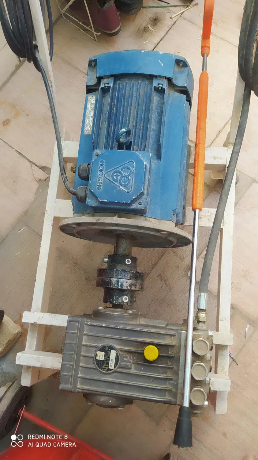 وسایل کارواش کمپرسور باد پمپ و موتور و کفپاش پلمپ|ماشینآلات صنعتی|یزد, |دیوار