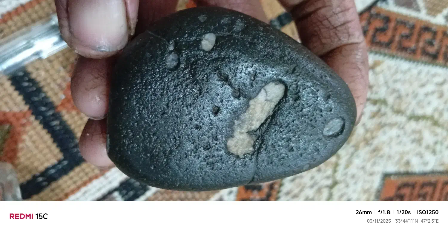 شهابسنگ سنگی آهنی کربنادو|جواهرات|ایلام, |دیوار