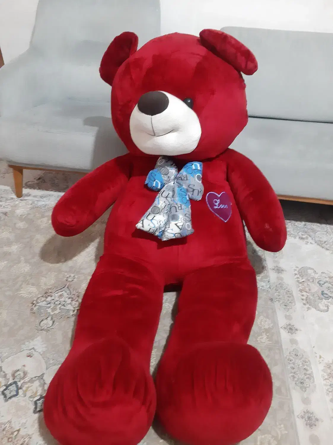 خرس بزرگ|اسباب‌بازی بچه|ری, شهرک نظامی|دیوار