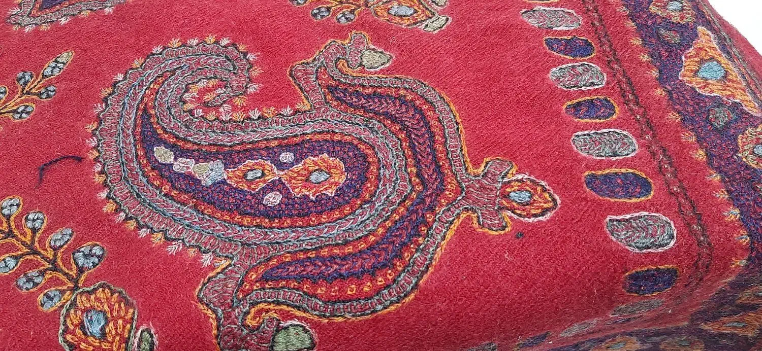 رومیزی پ ت ه قدمت دار|کلکسیون اشیاء عتیقه|قیامدشت - خاورشهر, |دیوار