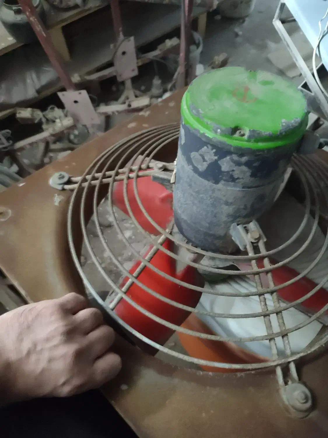 هواکش 55*55|ماشینآلات صنعتی|قم, چهل درخت|دیوار