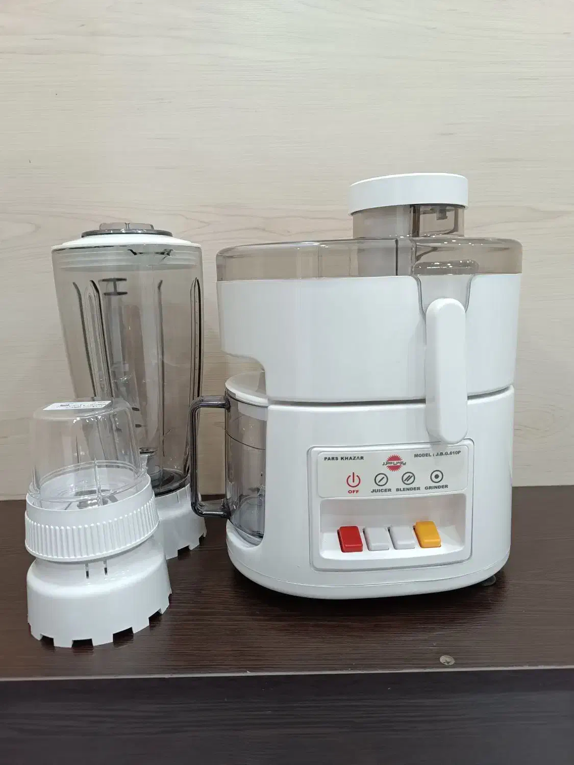 بلندر و آبمیوه گیری ۳کاره پارس خزر|آبمیوه‌گیر و آب‌مرکبات‌گیر|رشت, کاکتوس|دیوار