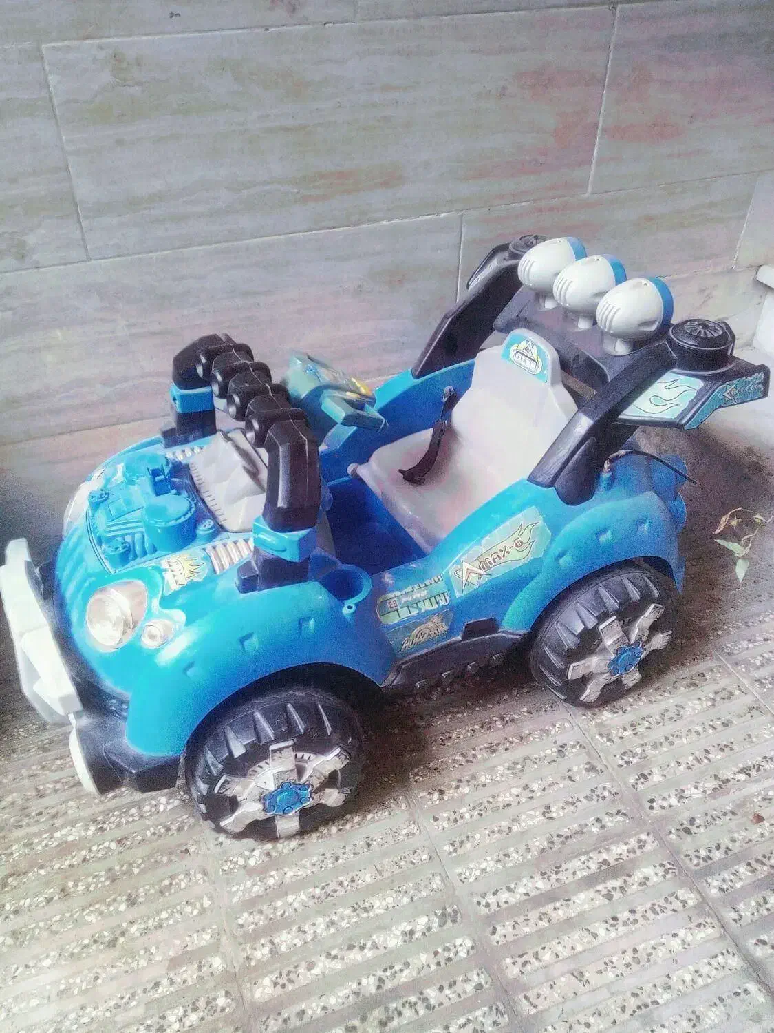 ماشین شارژی و وسیله ورزشی|اسباب‌بازی بچه|گرگان, |دیوار