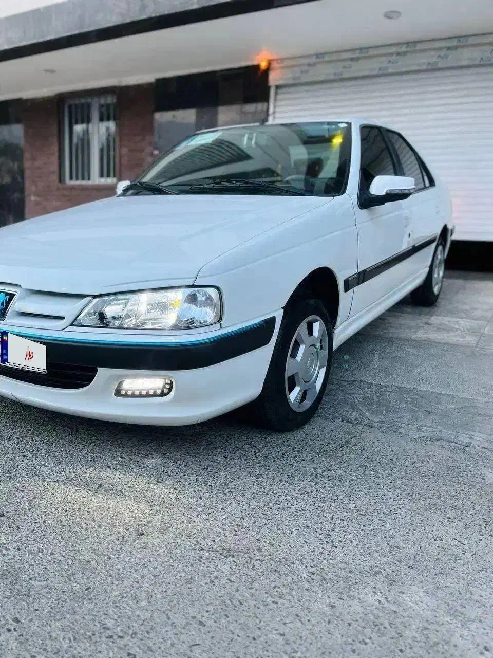 پژو پارسxu7p 1402موتور جدید بی‌رنگ|خودرو سواری و وانت|مشکین‌دشت, |دیوار