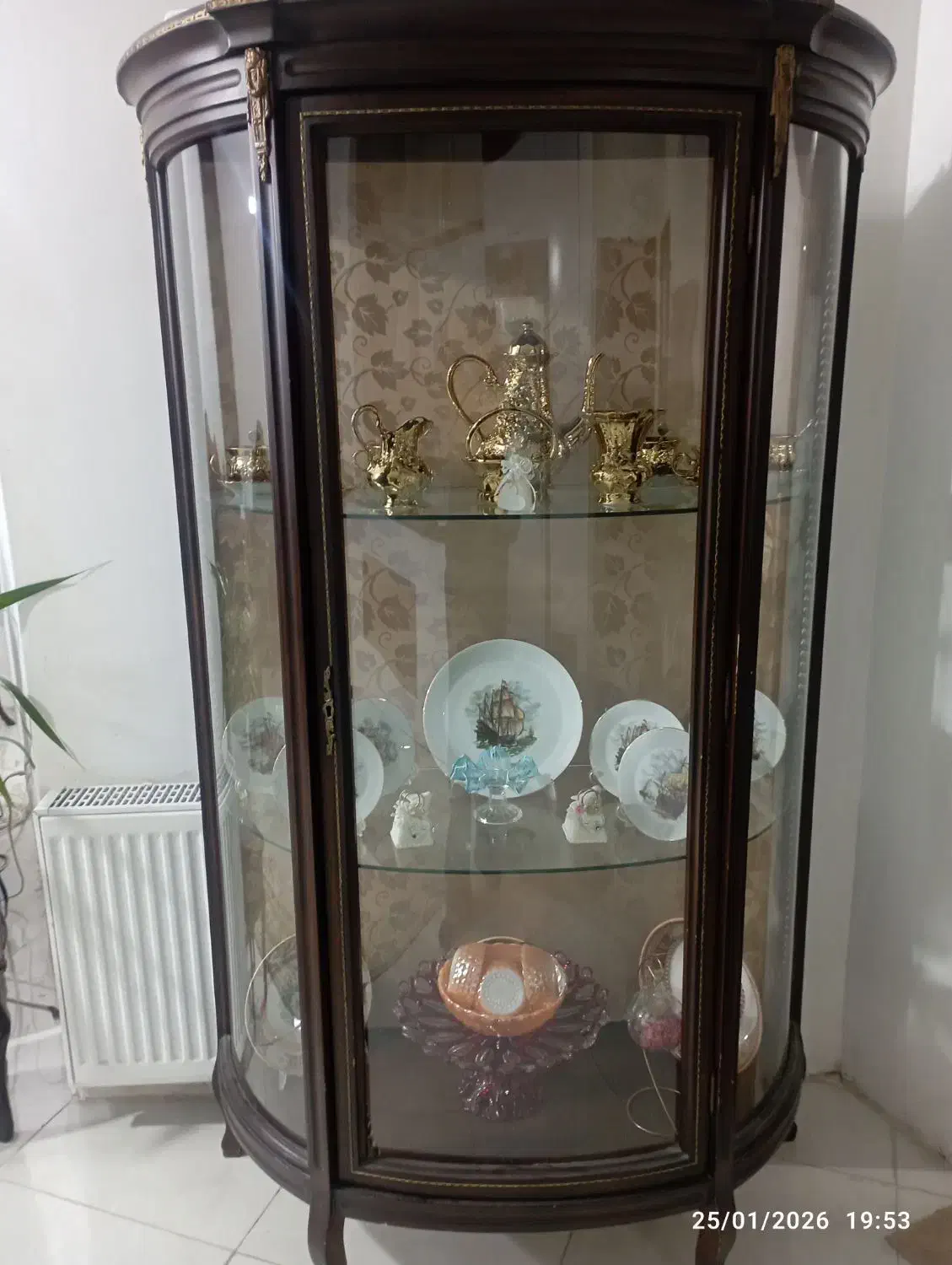 گنجه در حد نو|بوفه، ویترین، کنسول|گلبهار, شهر جدید گلبهار|دیوار