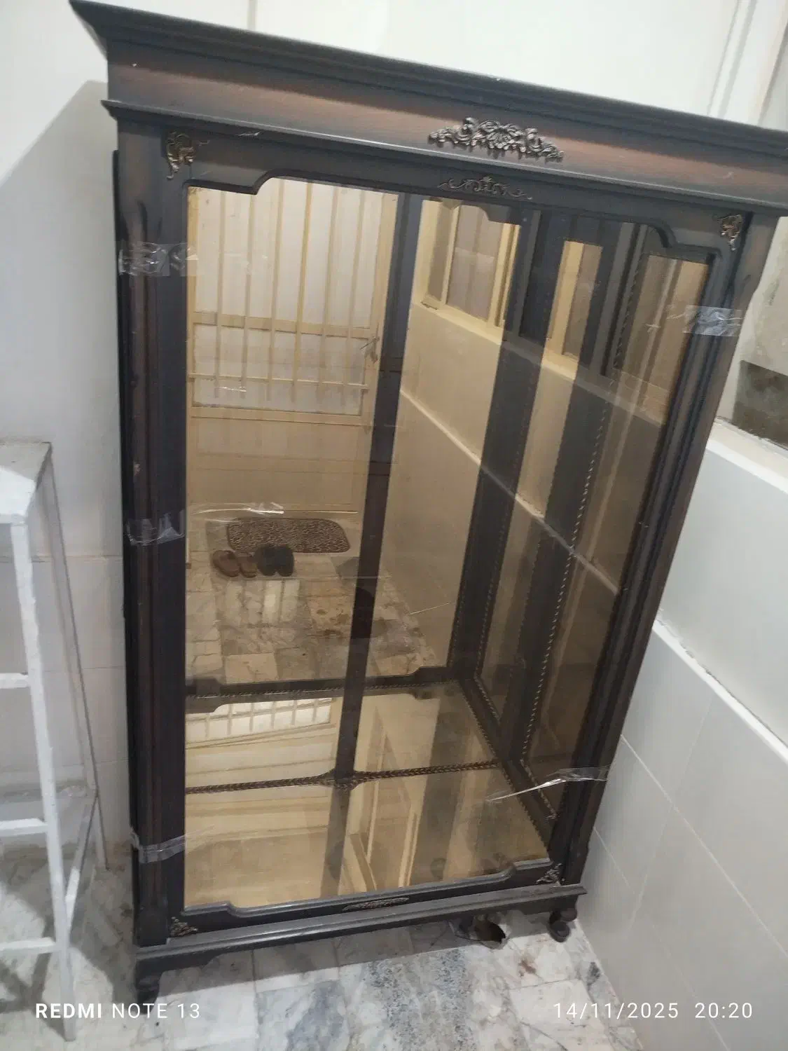 ویترین|کتابخانه، شلف، قفسههای دیواری|قدس, شهرقدس|دیوار