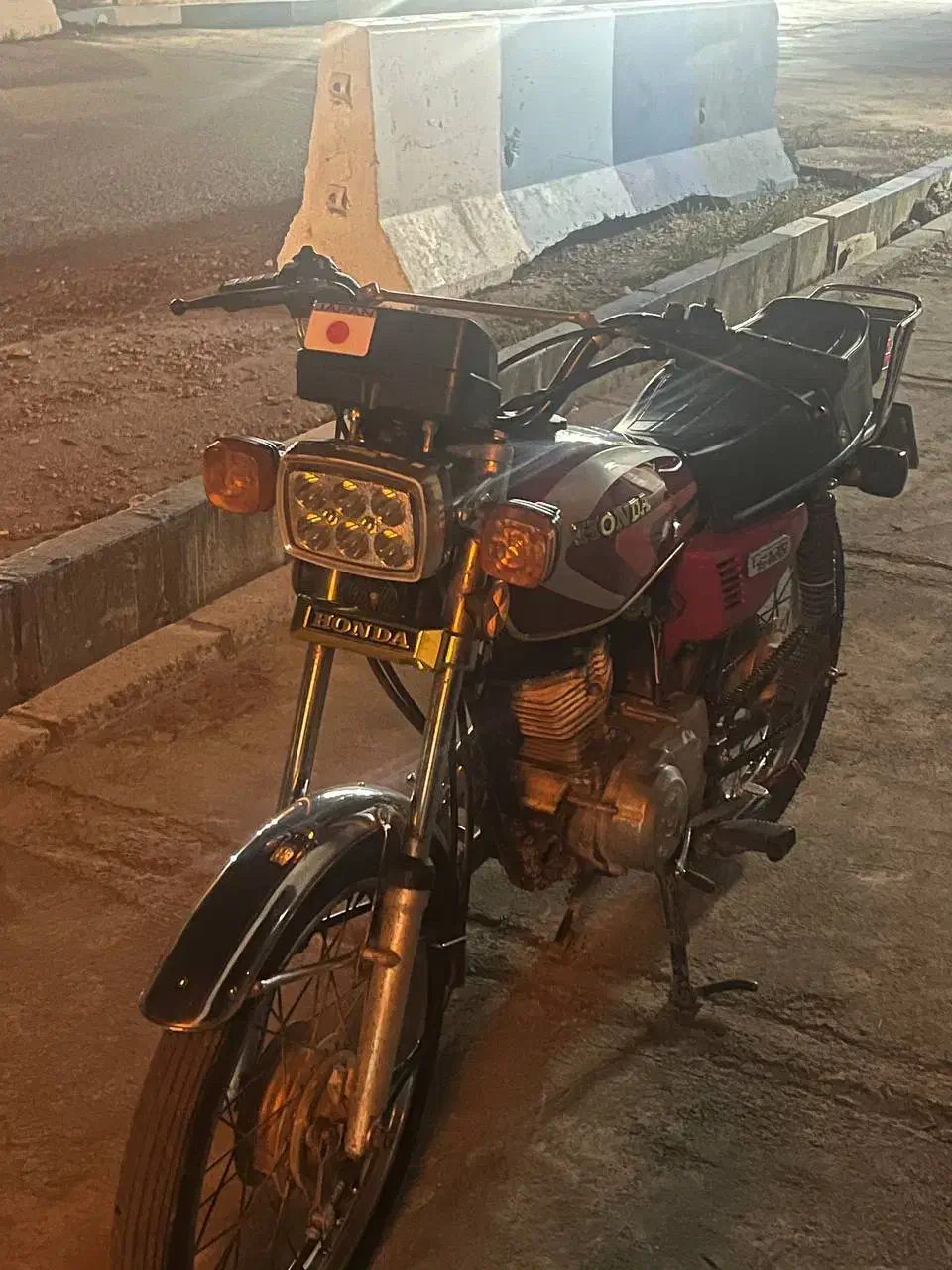 هوندا 125 سی سی|موتورسیکلت|چالوس, |دیوار