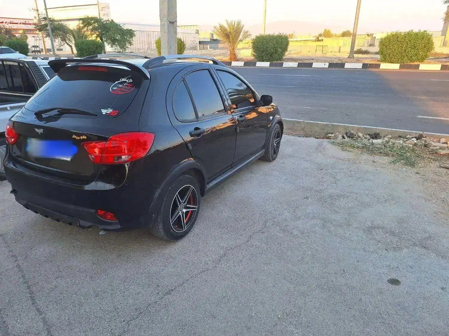 کویک ار،مشکی قرمز|خودرو سواری و وانت|زرقان, |دیوار