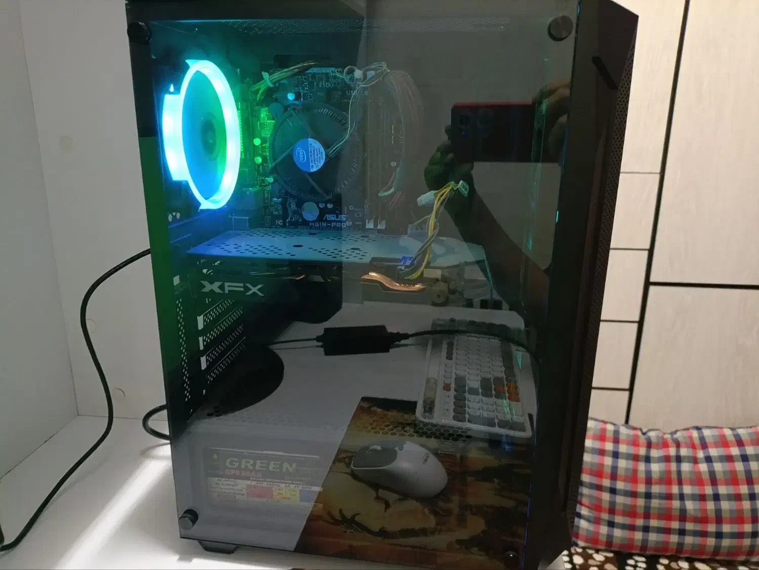 کامپیوتر گیمینگ|رایانه رومیزی|رباطکریم, رباطکریم|دیوار