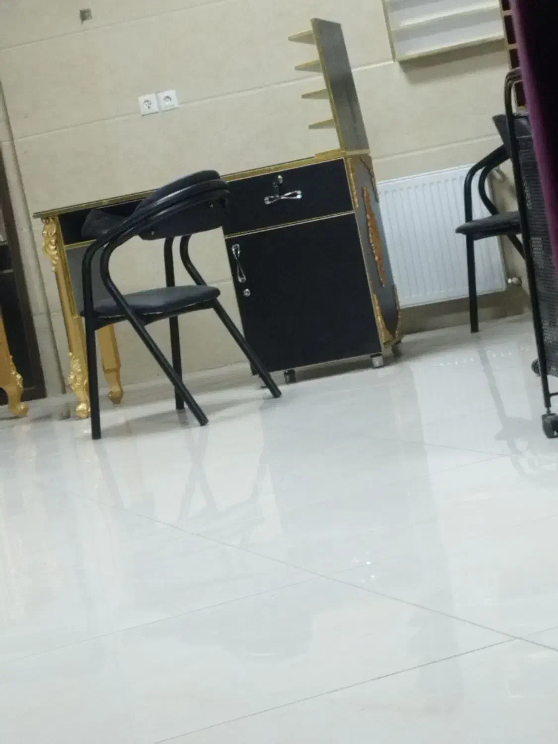 فروش کلیه ی وسایل سالن زیبایی زنانه|آرایشگاه و سالن‌های زیبایی|ارومیه, |دیوار