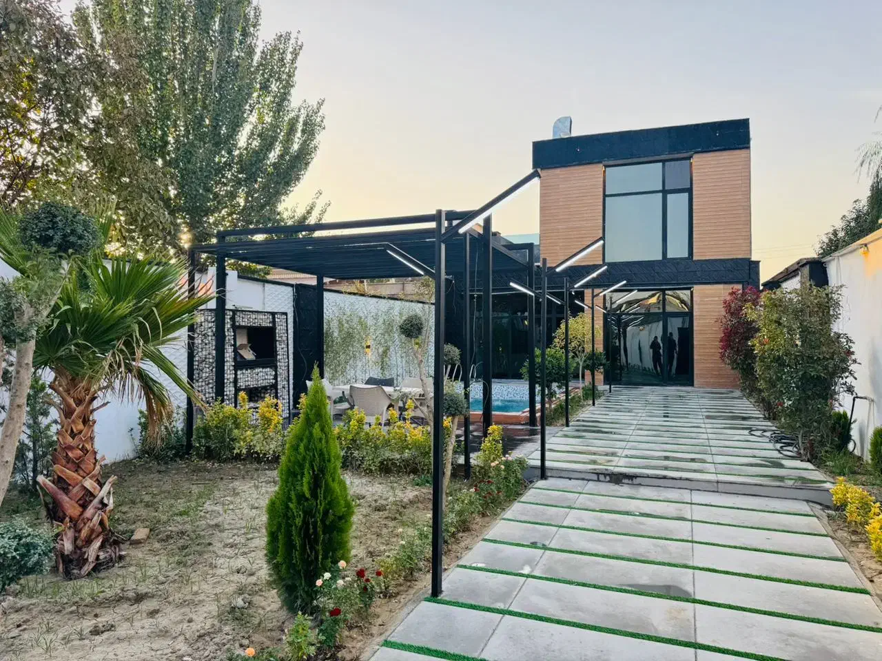 ویلا دوبلکس لوکیشن عالی سهیلیه 350متری|فروش خانه و ویلا|رامجین, |دیوار