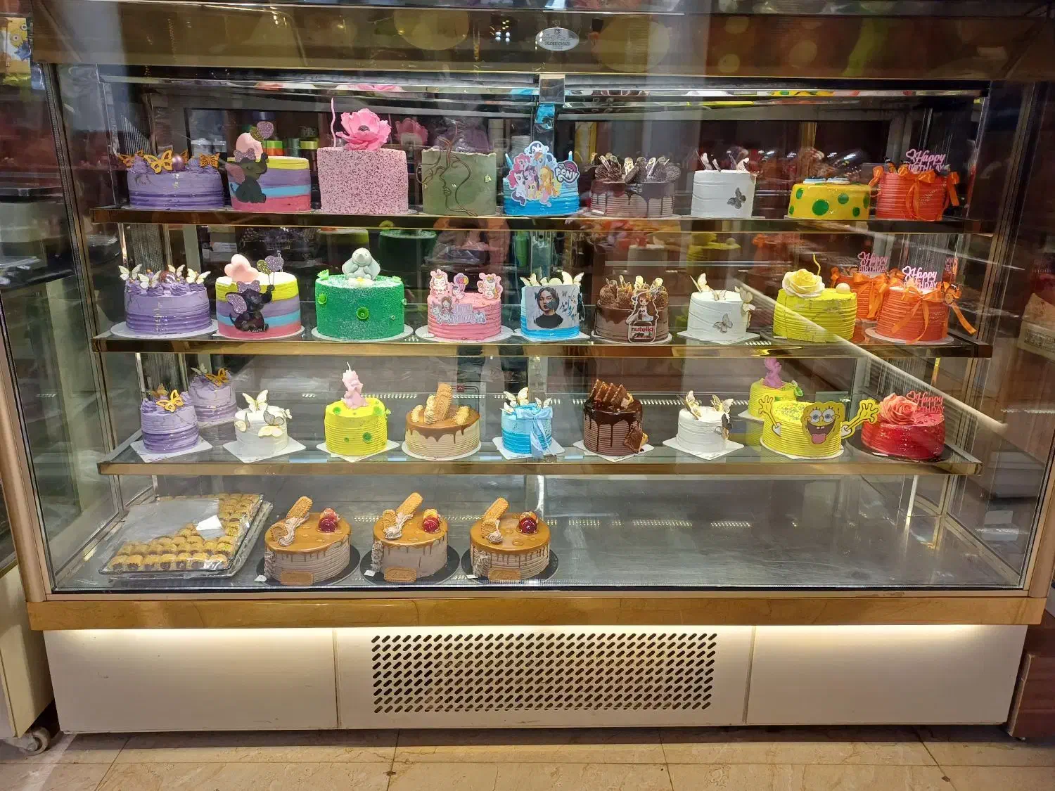 جذب فروشنده|استخدام خدمات فروشگاه و رستوران|فیروزکوه, |دیوار