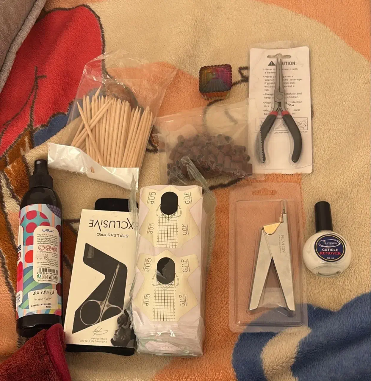 وسایل کاشت ناخن|آرایشی، بهداشتی، درمانی|شیراز, تحویلی|دیوار