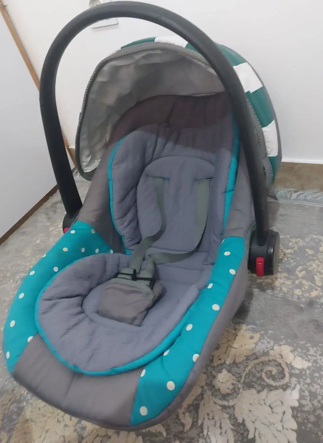 کریر|کالسکه و لوازم جانبی|قائم‌شهر, |دیوار