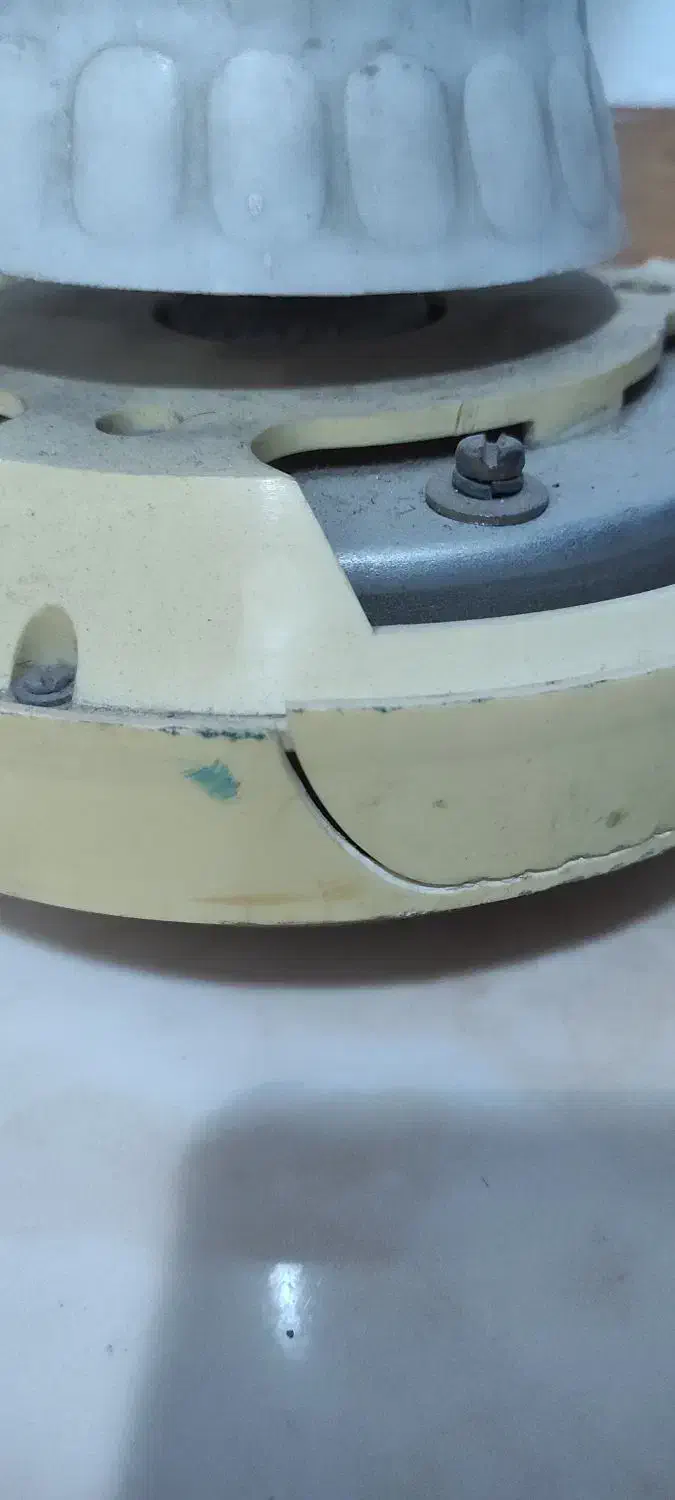 پنکه سقفی|پنکه و تصفیهکنندهٔ هوا|رشت, هلال احمر|دیوار