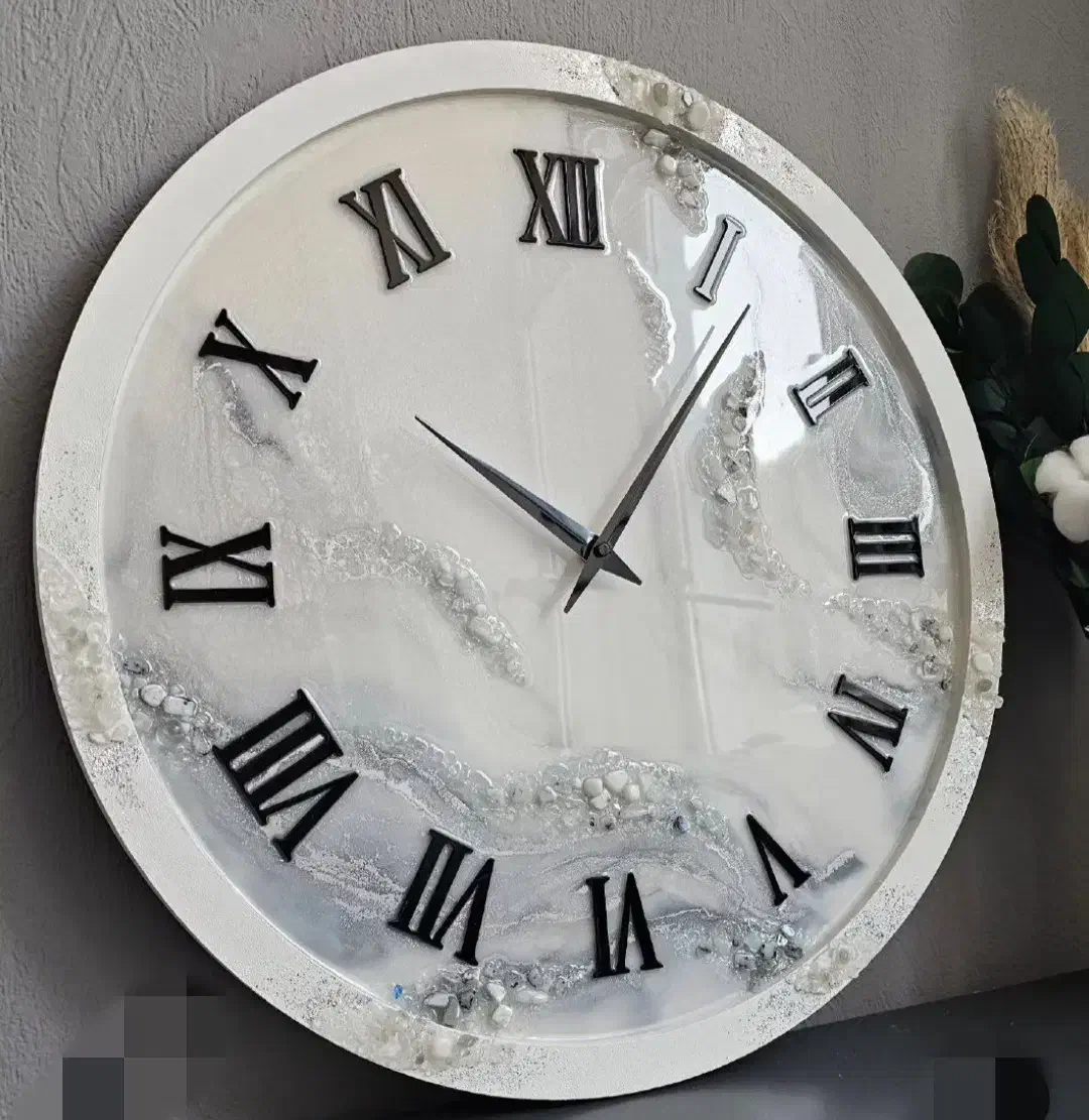 ساعتی که چشمهارو خیره نگه میداره|ساعت دیواری و تزئینی|تربت جام, شاد|دیوار