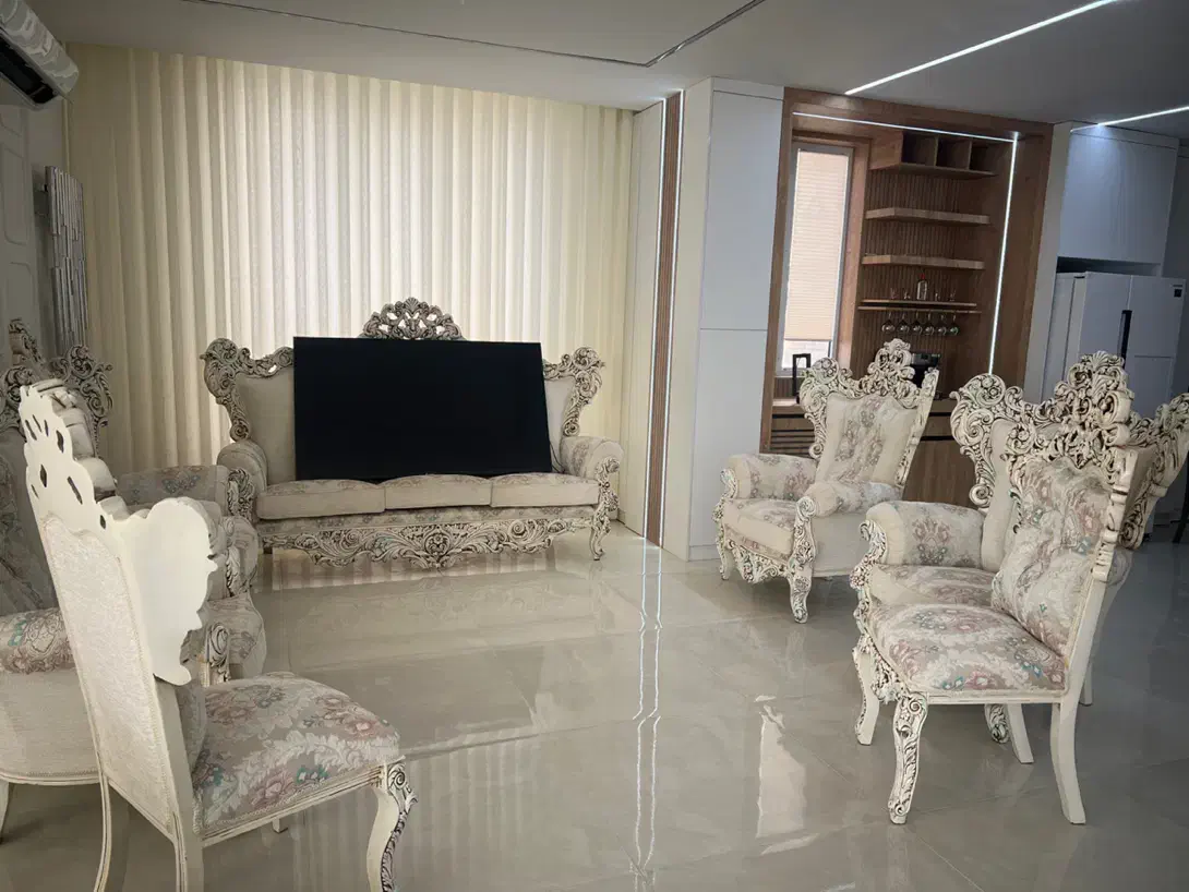 مبل سلطنتی|مبلمان خانگی و میز عسلی|شیروان (خراسان), |دیوار