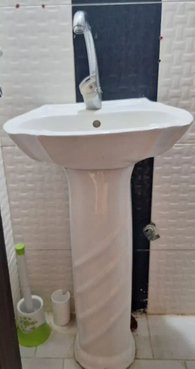 دستشور دستشویی ایستاده|لوازم سرویس بهداشتی|مشهد, امیریه|دیوار