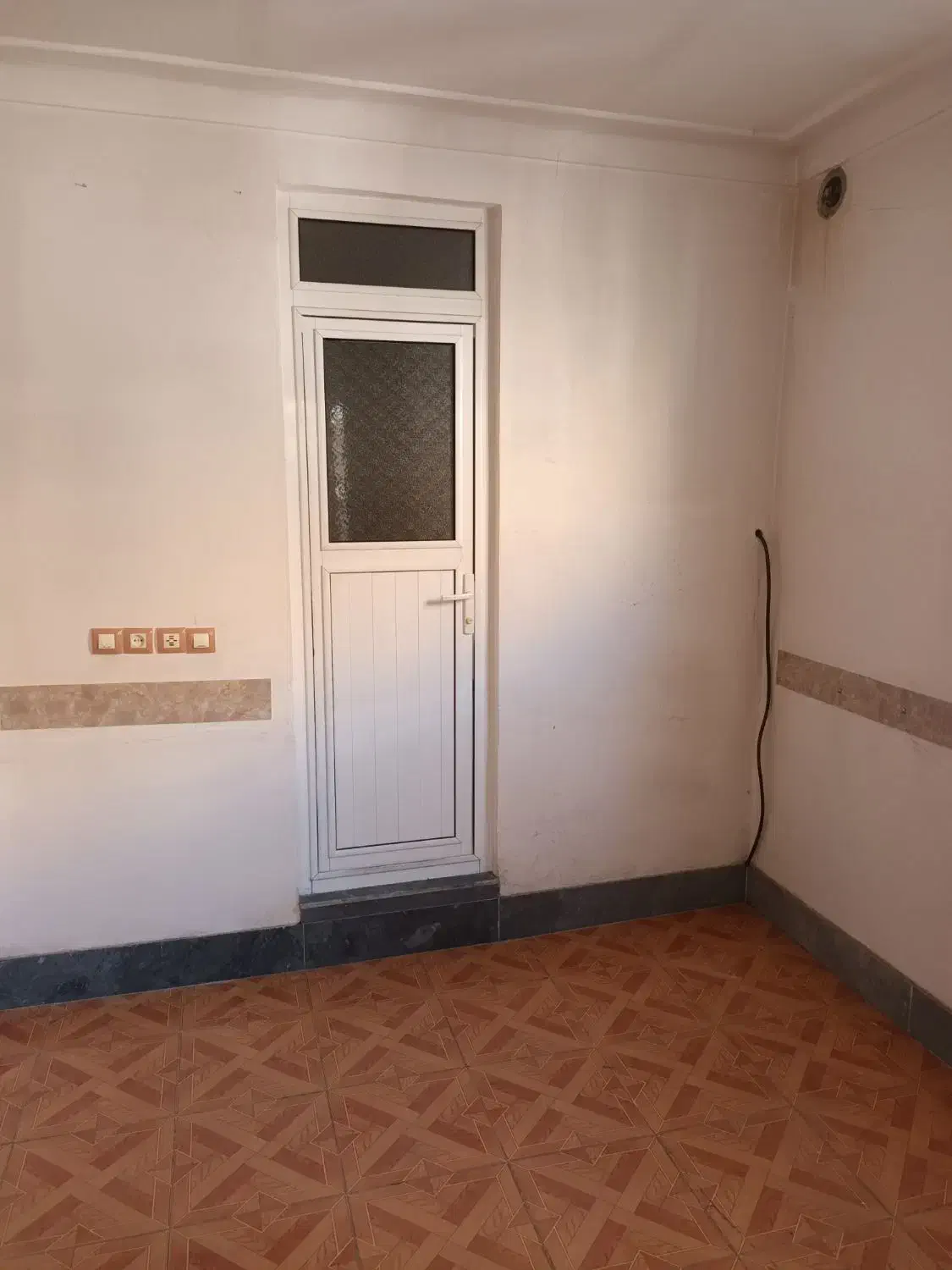 مغازه برای محضر و کلاس ودفتر|اجارهٔ مغازه و غرفه|ماکو, |دیوار