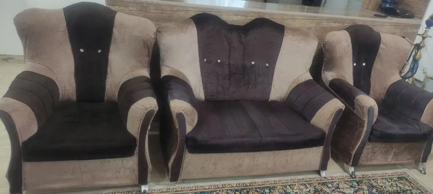 مبل زیبا هفت نفره|مبلمان خانگی و میز عسلی|سقز, |دیوار