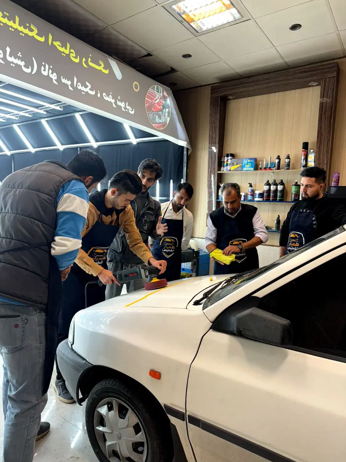 آموزش دیتیلینگ خودرو با مدرک فنی حرفه‌ای|خدمات آموزشی|مشهد, شهید هاشمی نژاد|دیوار