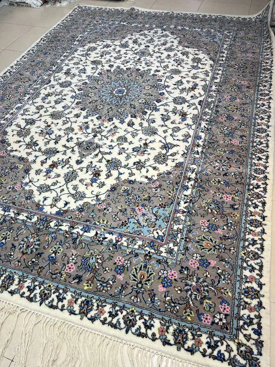 جفت 9متری فرش دستباف اصل کاشان شرایطی از بافنده|فرش|کرج, عظیمیه|دیوار