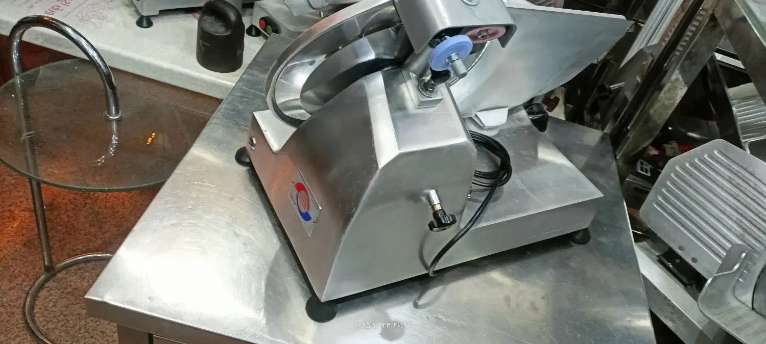 کالباسبر ایتالیایی|کافیشاپ و رستوران|تهران, پرستار|دیوار