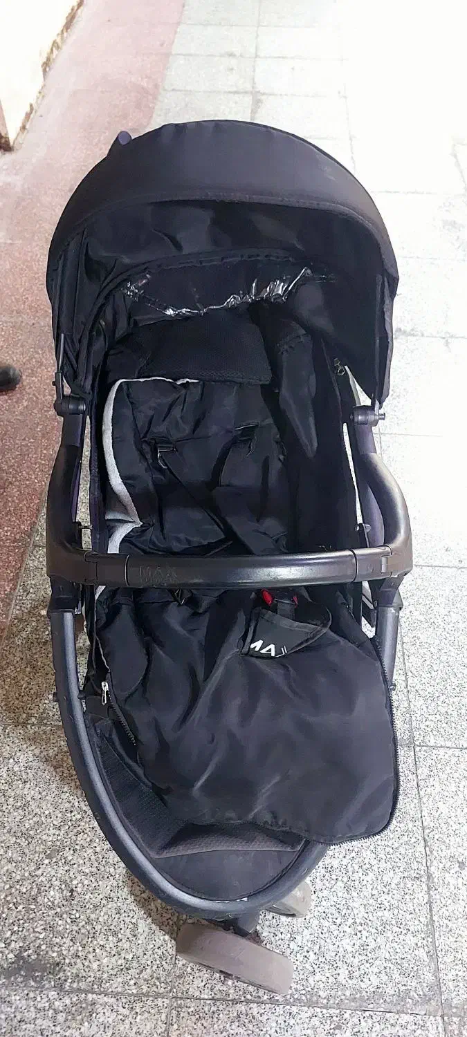 کالسکه مکس دلیجان نیاز به تعمیر|کالسکه و لوازم جانبی|تهران, استخر|دیوار