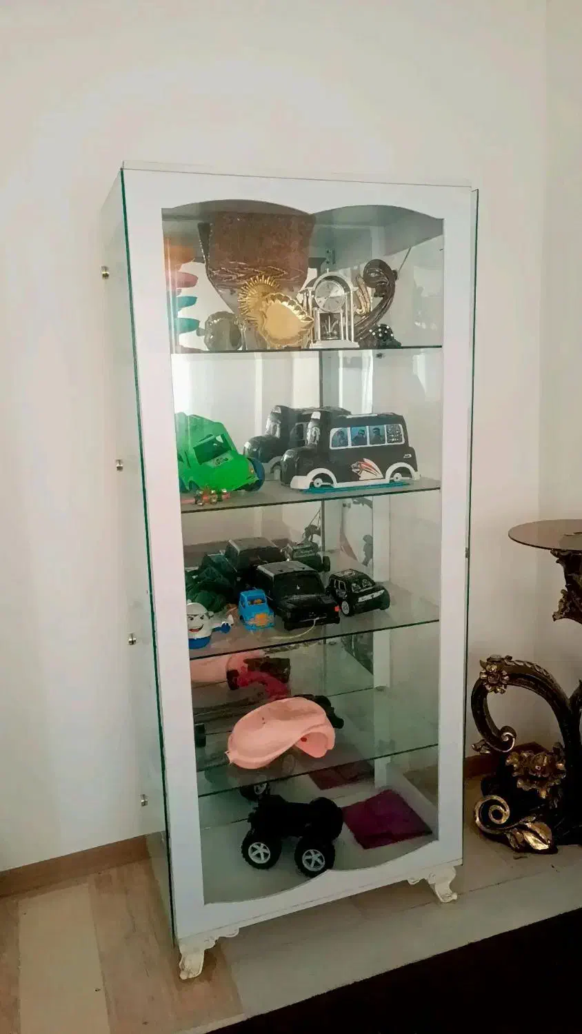 بوفه،تمیز،درحد،۱/۵ تومان|بوفه، ویترین، کنسول|گنبد کاووس, |دیوار