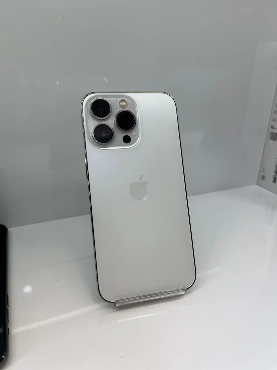 ۱۳پرو سفید برفی با طرح بتا بازنشستگان|موبایل|اصفهان, احمدآباد|دیوار