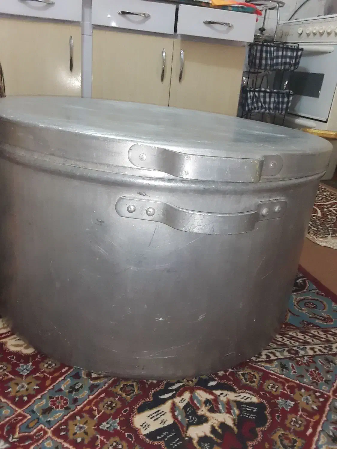 قابلمه مهمانی ونذری بزرگ|ظروف پخت‌وپز|مسجد سلیمان, |دیوار