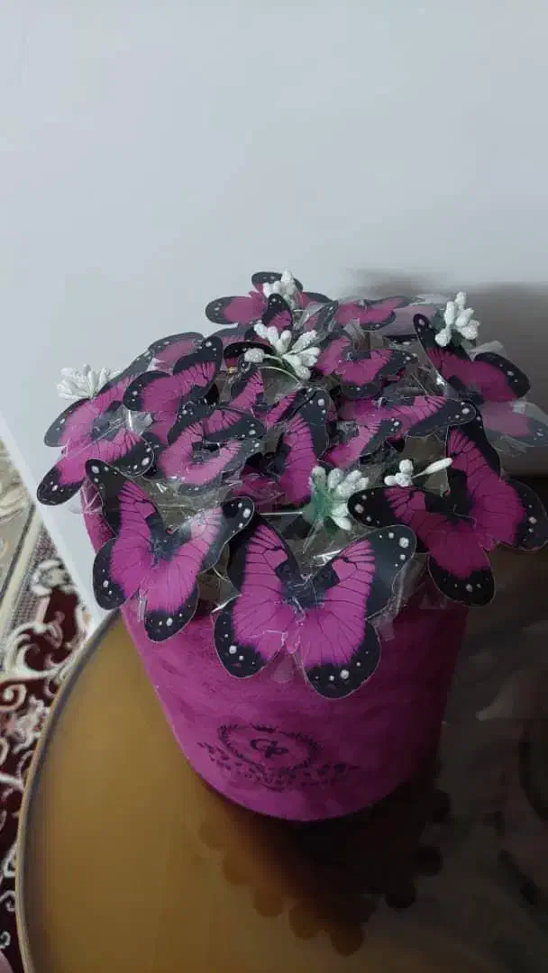 باکس پروانه|گل مصنوعی|قم, زنبیل آباد|دیوار