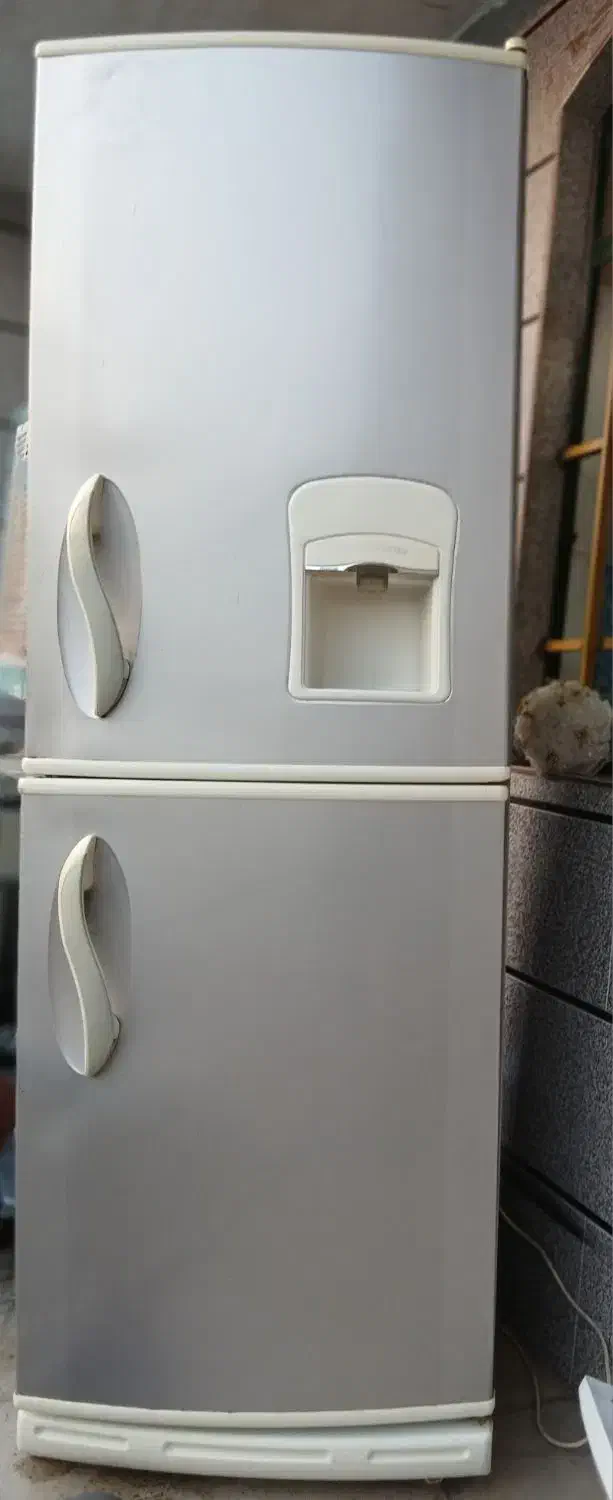 یخچال|یخچال و فریزر|نظرآباد, رسالت|دیوار