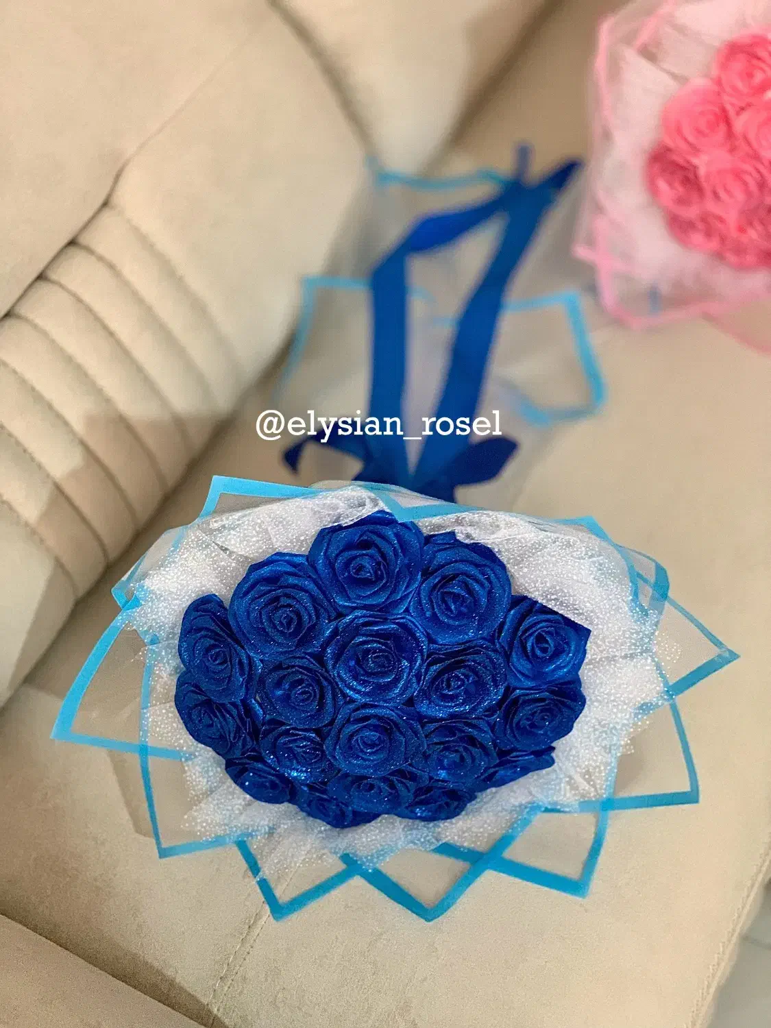 دسته گل شاین دار کاربنی|گل مصنوعی|ارومیه, |دیوار