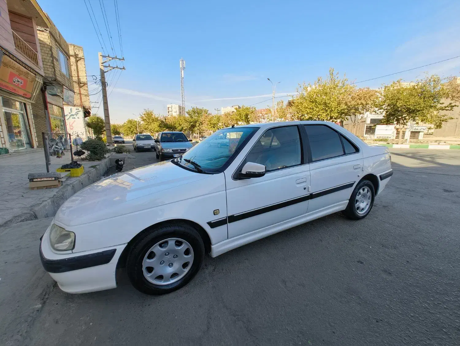 پژو پارس مدل 97 //بدون رنگ//سالم|خودرو سواری و وانت|بروجرد, |دیوار