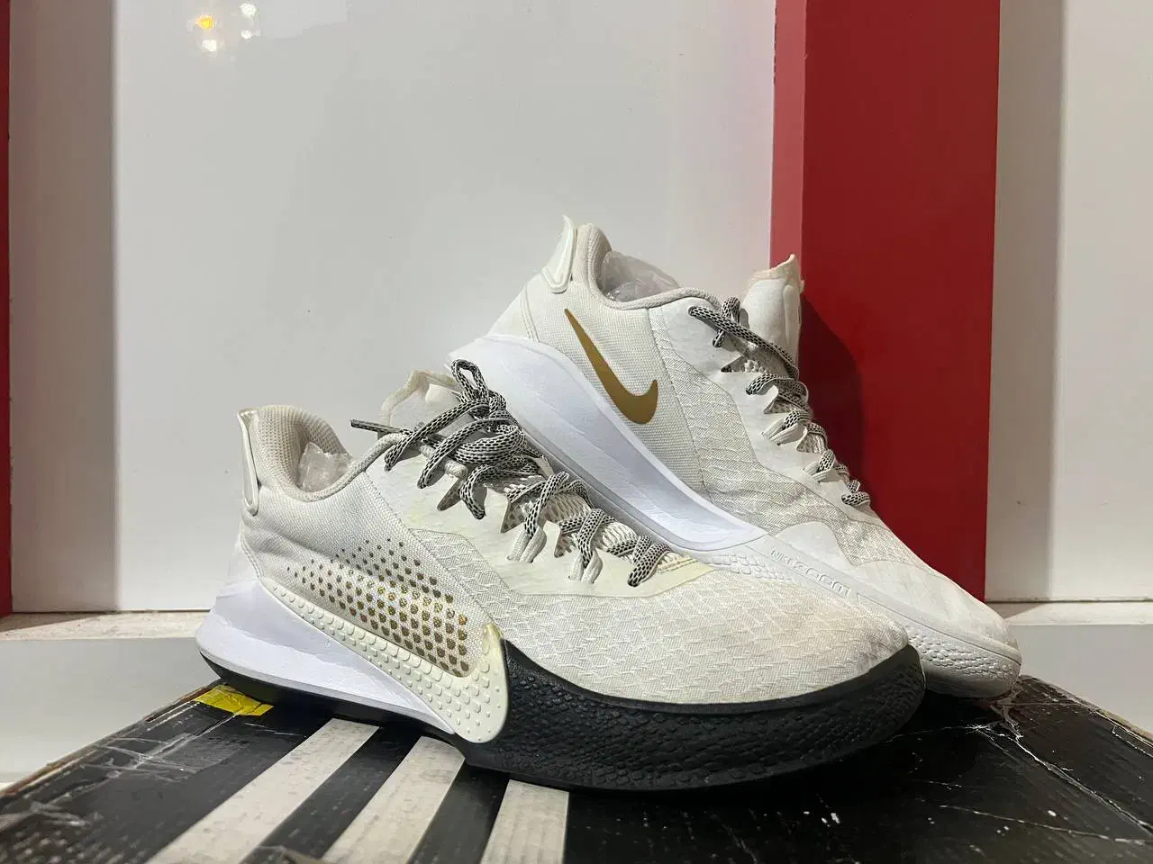 کتونی اورجینال والیبال و ورزشی نایک کوبه ممبا|ورزشهای توپی|تهران, جیحون|دیوار