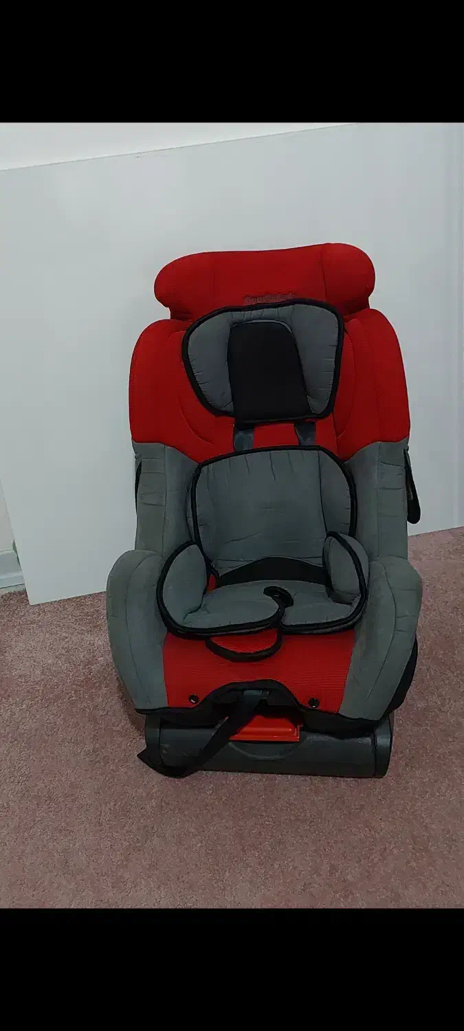 صندلی ماشین کودک|اسباب و اثاث بچه|گنبد کاووس, |دیوار