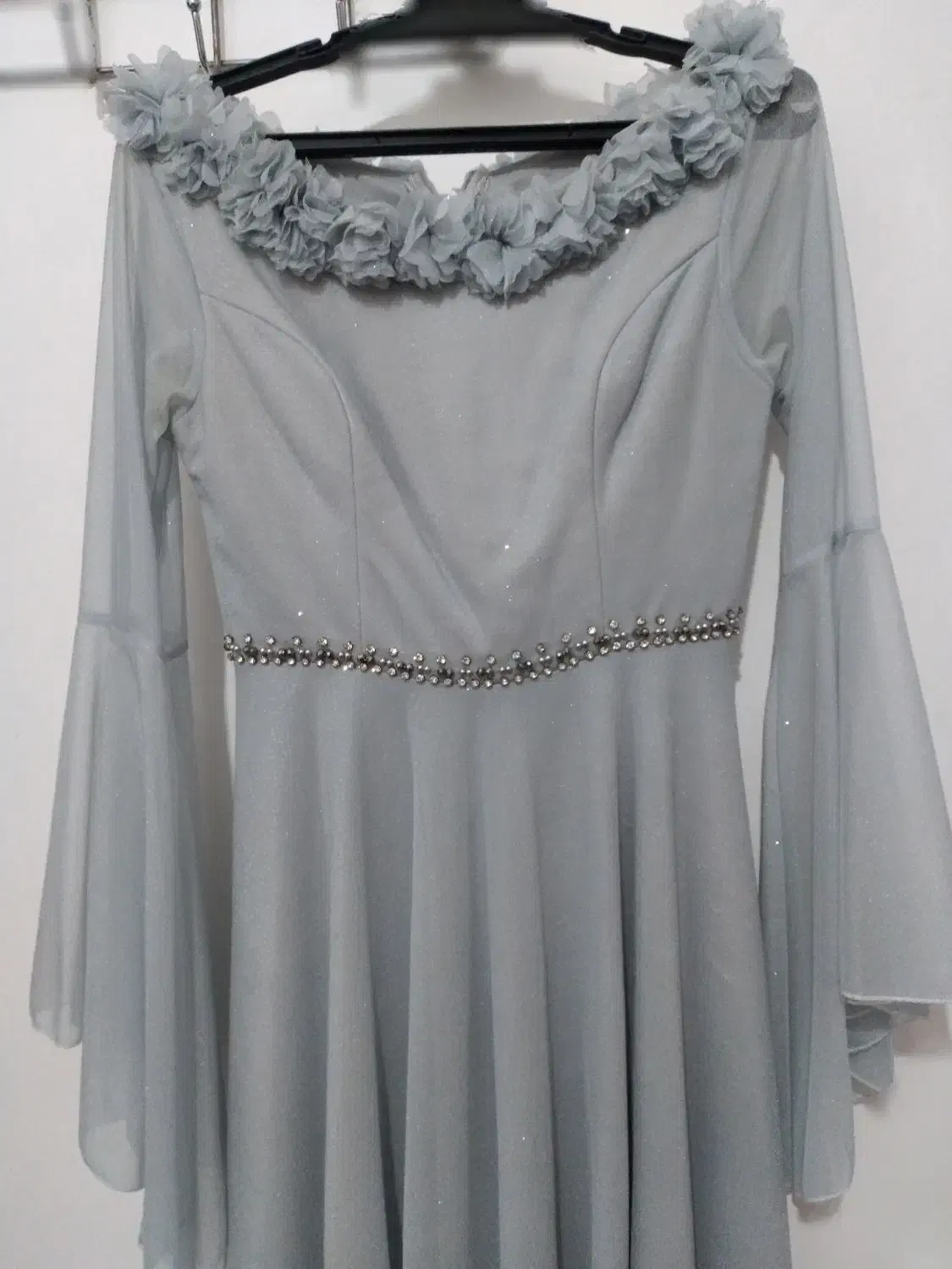 لباس‌‌مجلسی|لباس|بروجرد, |دیوار