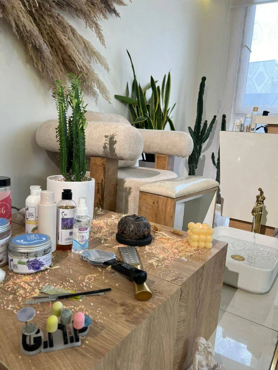 جذب نیرو در سالن زیبایی با شرایط ویژه|استخدام درمانی، زیبایی، بهداشتی|تهران, تهرانسر شمالی|دیوار