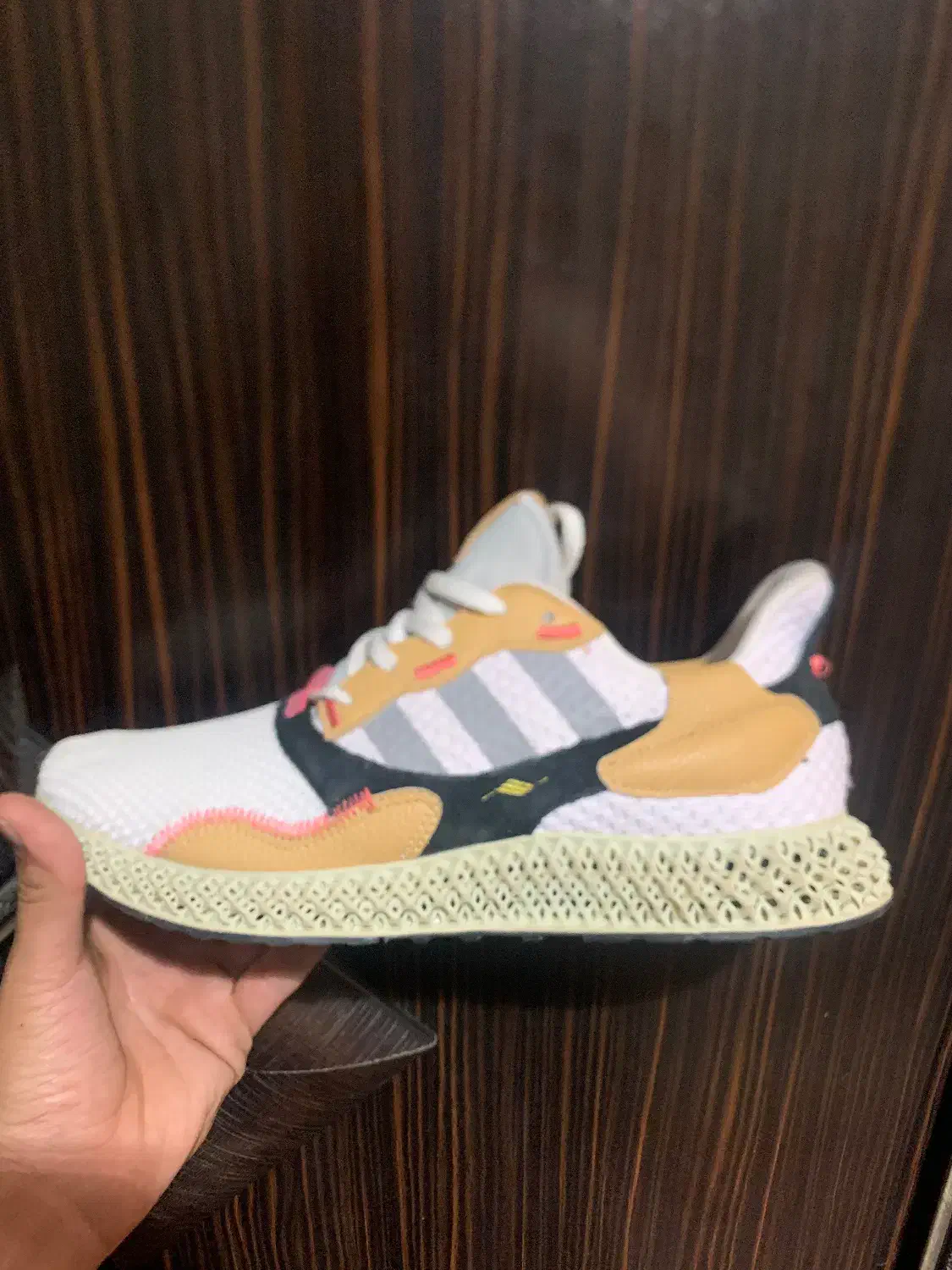 کفش اسپرت|کیف، کفش، کمربند|فسا, |دیوار