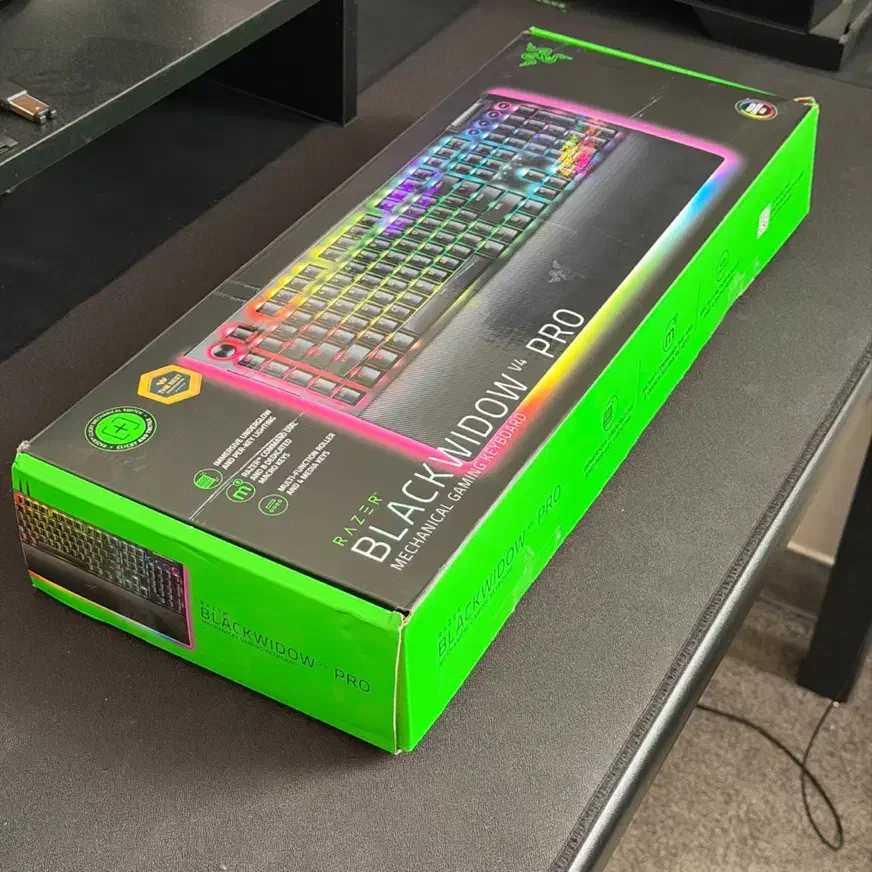 کیبورد Razer Black widow v4 pro|قطعات و لوازم جانبی رایانه|مشکین‌دشت, |دیوار