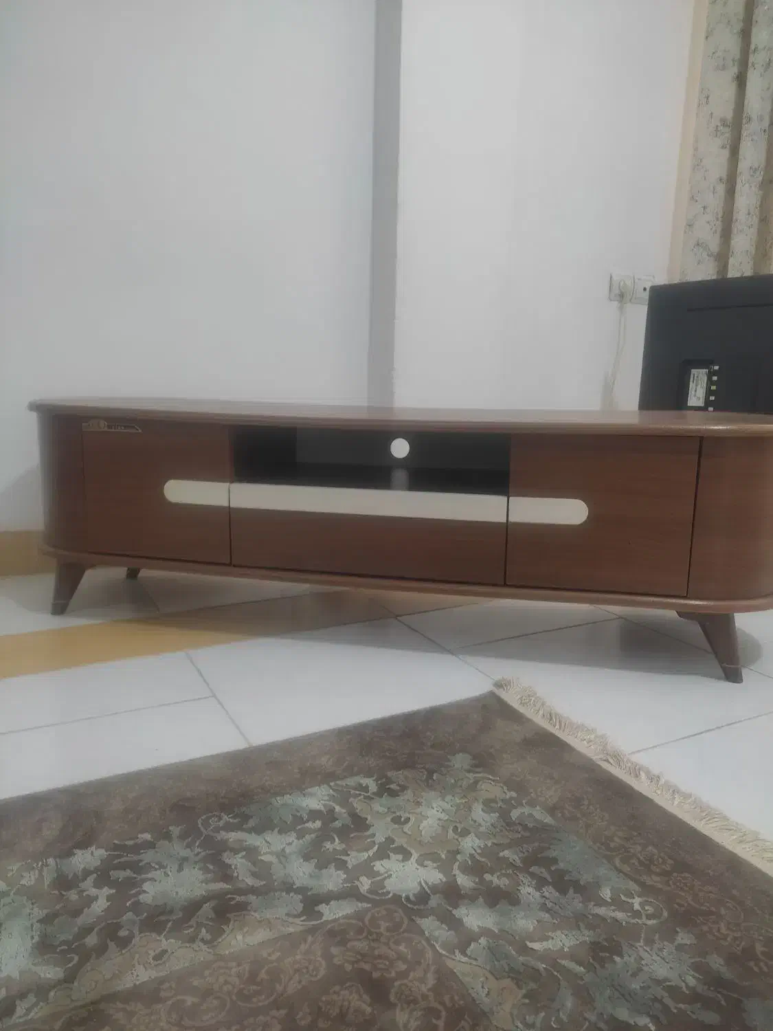 میزتلوزیون|میز تلویزیون|رشت, گیل|دیوار