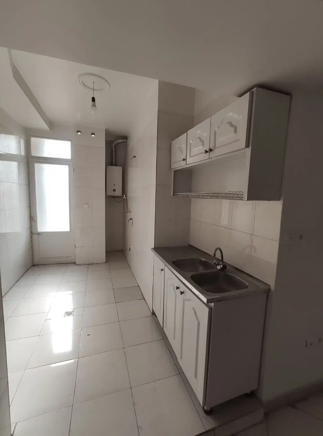 آپارتمان ۲ خوابه رهنی